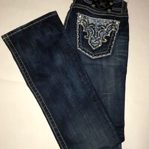 Women’s Miss Me jeans
